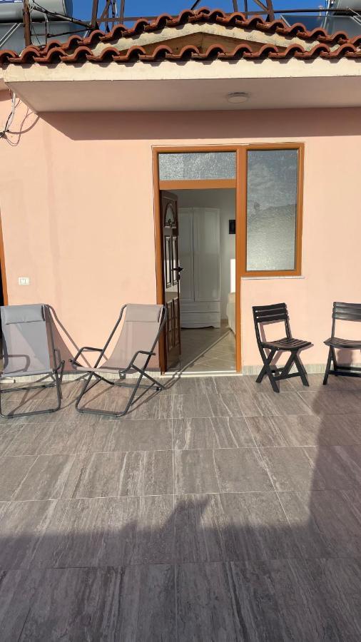 Vila Osmenaj Rent Room Or Apartment Vlorë Eksteriør bilde