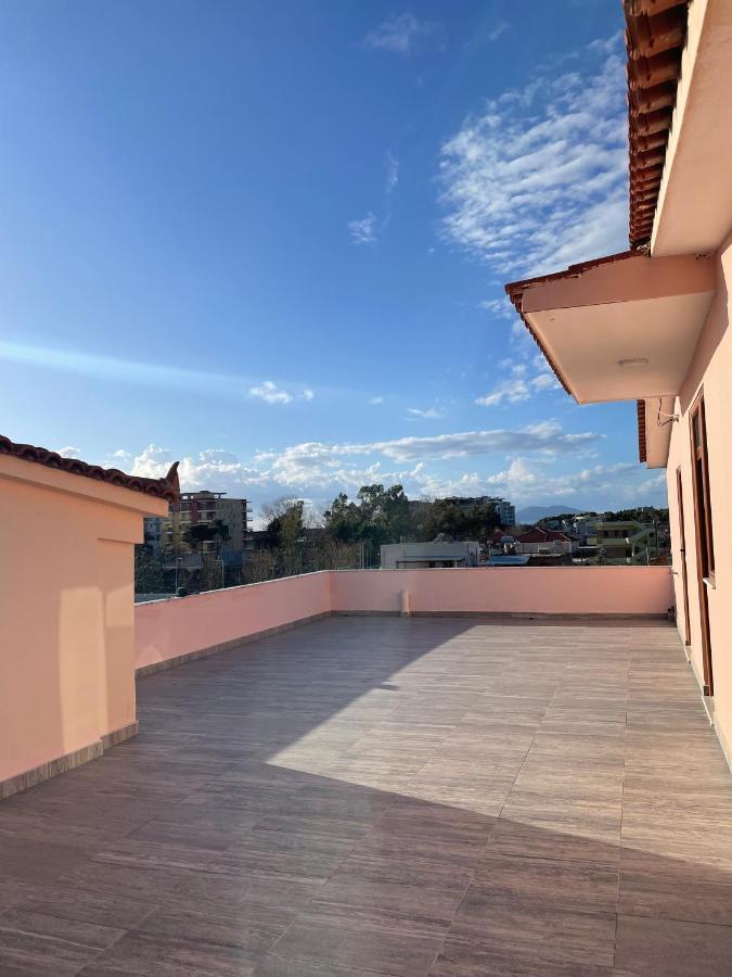 Vila Osmenaj Rent Room Or Apartment Vlorë Eksteriør bilde